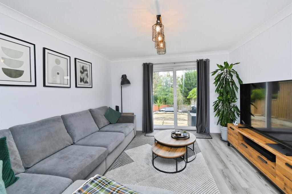 House in Plymouth - View 4