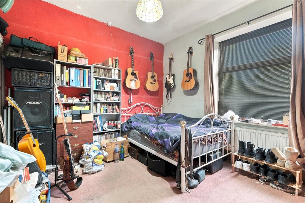 House in Burnley, Lancashire - View 5