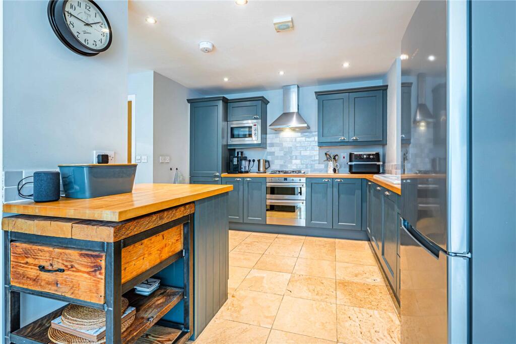 House in Dacorum, Chiltern Park, Berkhamsted - View 5