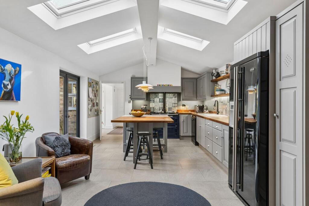 House in Peterborough - View 5