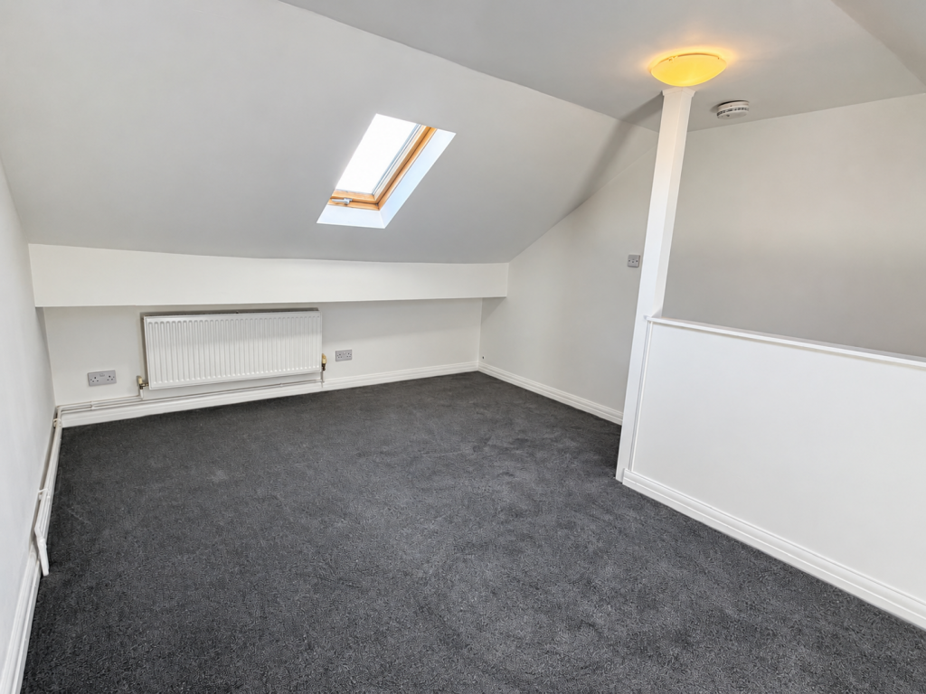 Apartment in Nottingham - View 3