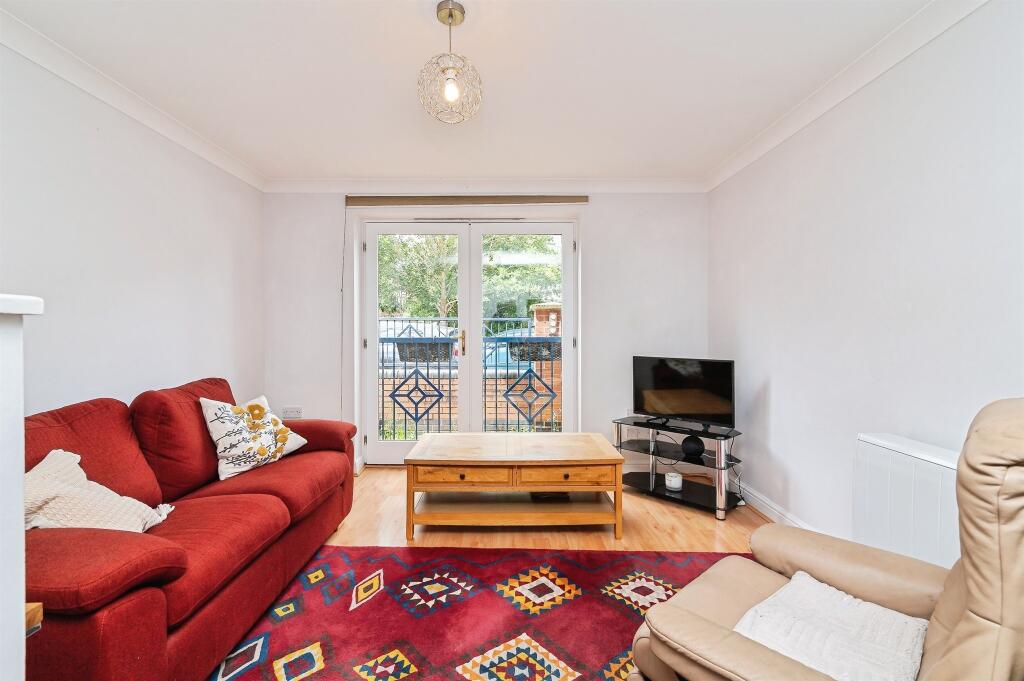 Julian Road, West Bridgford, Nottingham - View 2