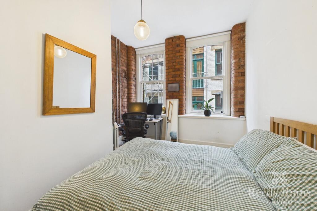 Apartment in Manchester - View 5