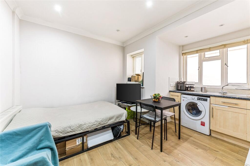 Studio apartment for rent