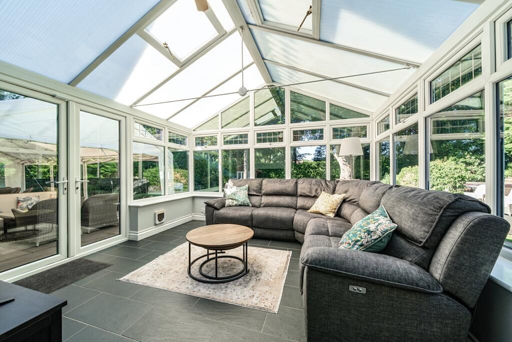 House in Woking, Surrey - View 3