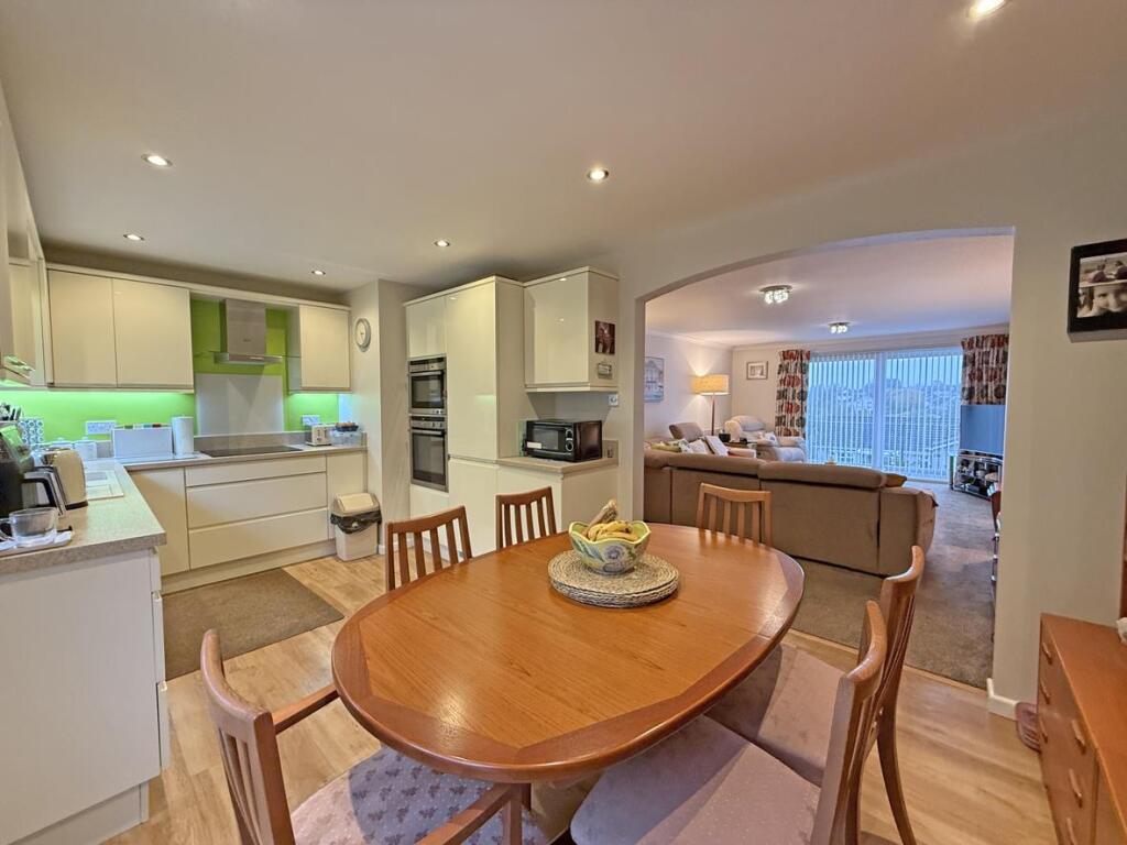 Dunraven Drive, Derriford, Plymouth photo 3