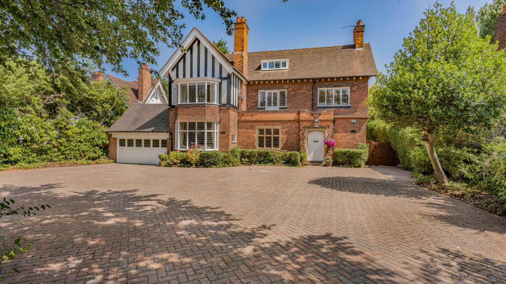 Main image of property: Lichfield Road, Sutton Coldfield