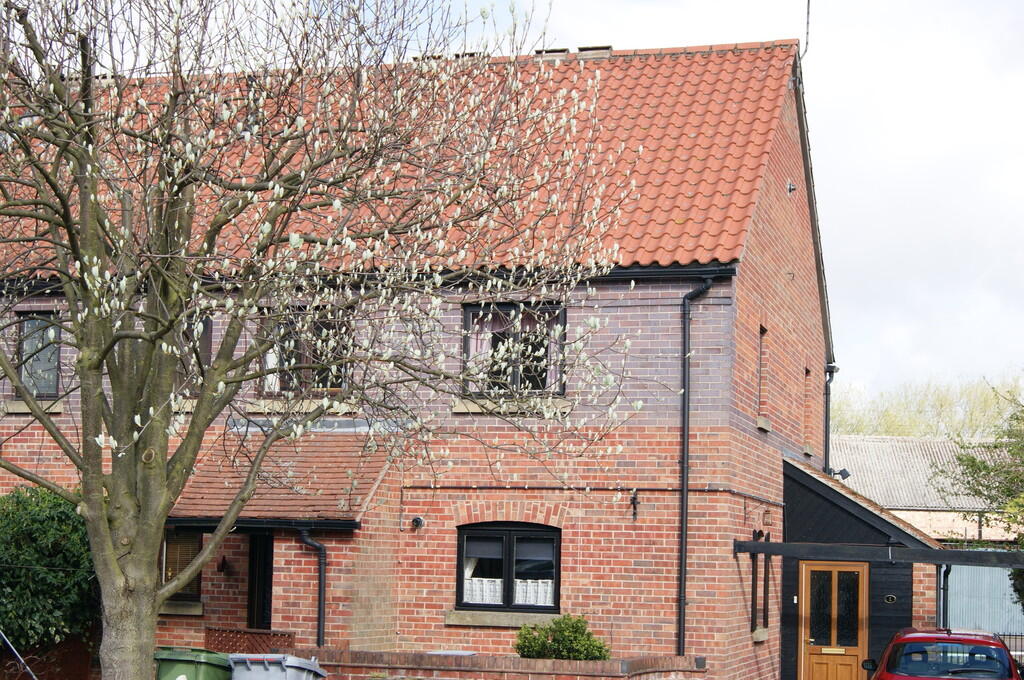 Main image of property: Huddlestones Wharf, Newark