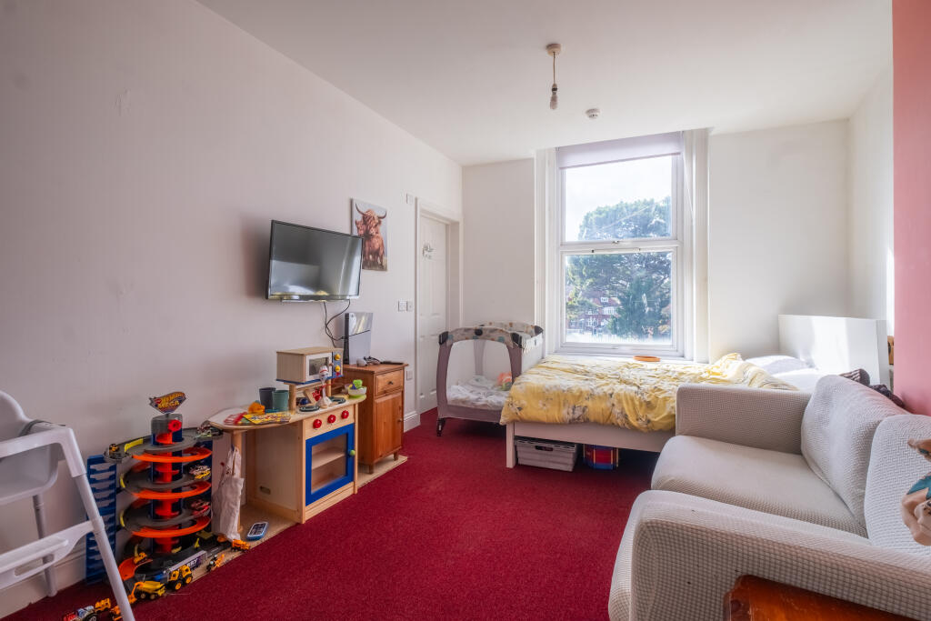 Apartment in Bournemouth - View 4
