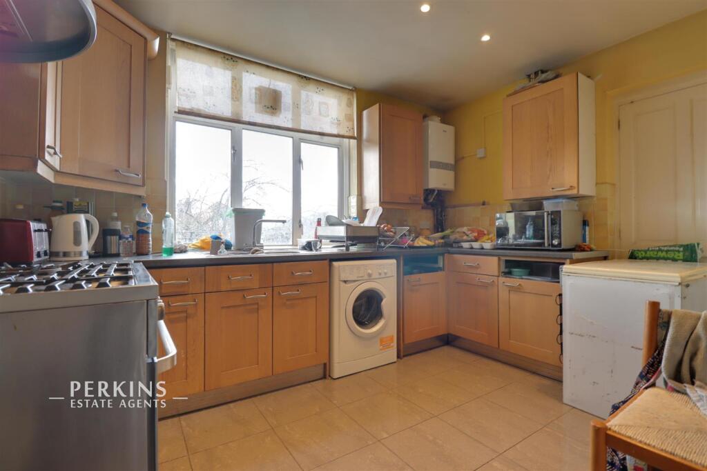 House in Harrow - View 2