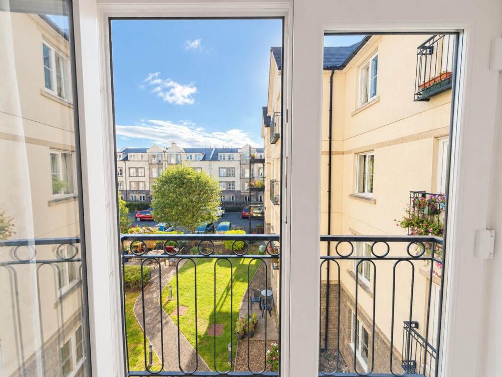 Apartment in Weston-super-Mare, Whitecross Village - More