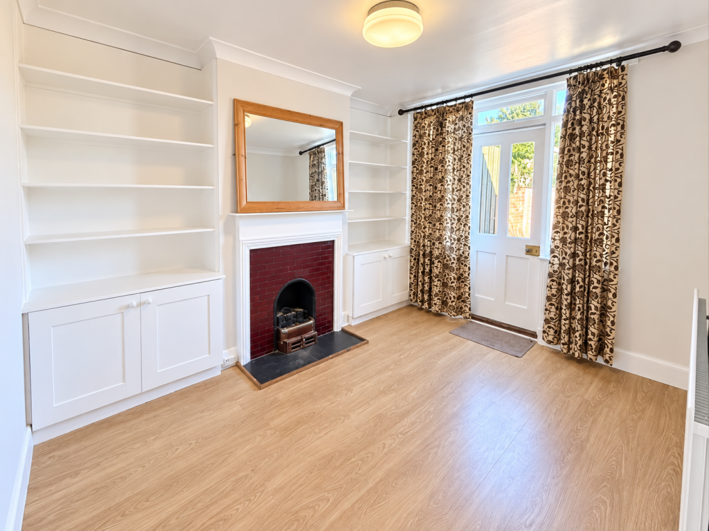 House in Southampton - View 5