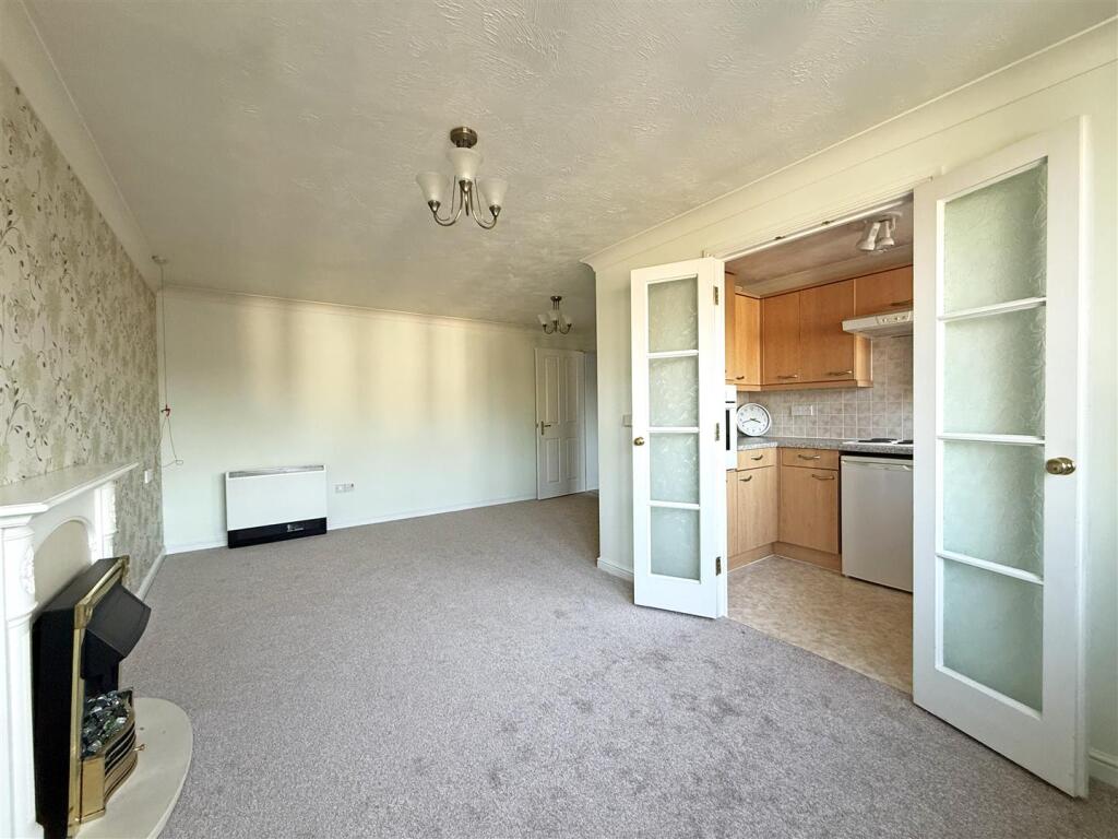 Hazeldine Court, Longden Coleham, Shrewsbury photo 4