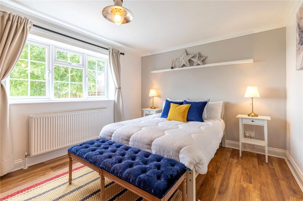 House in Lambourn, Upper Lambourn - More