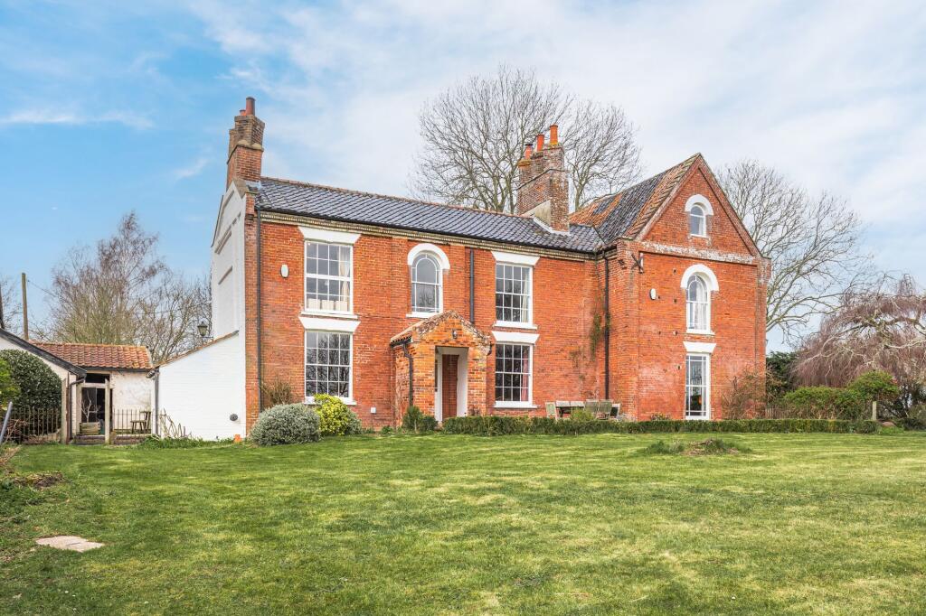Main image of property: Historic Country House in Bunwell