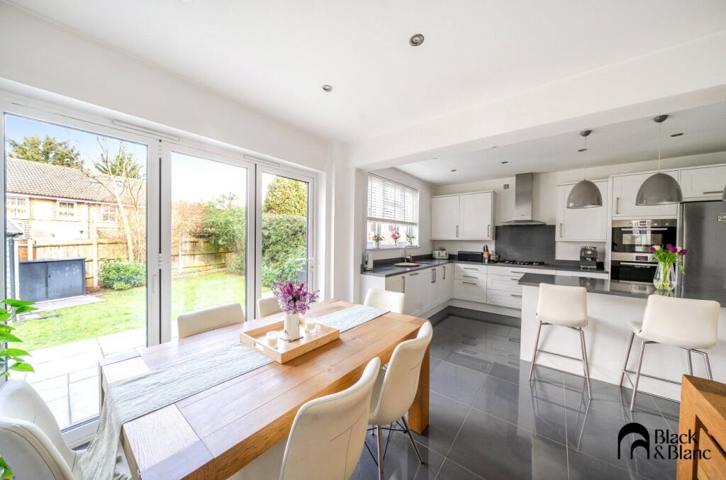 House in London - View 4