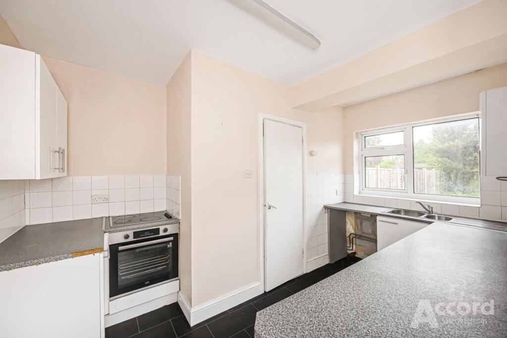 House in London - View 6