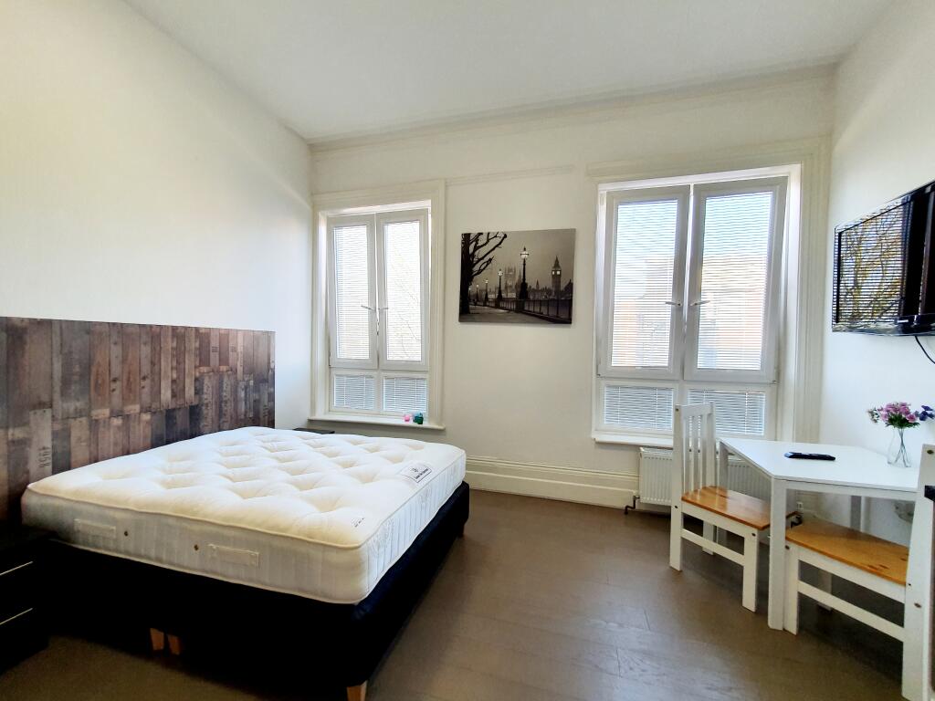 Main image of property: Woolwich road, SE7