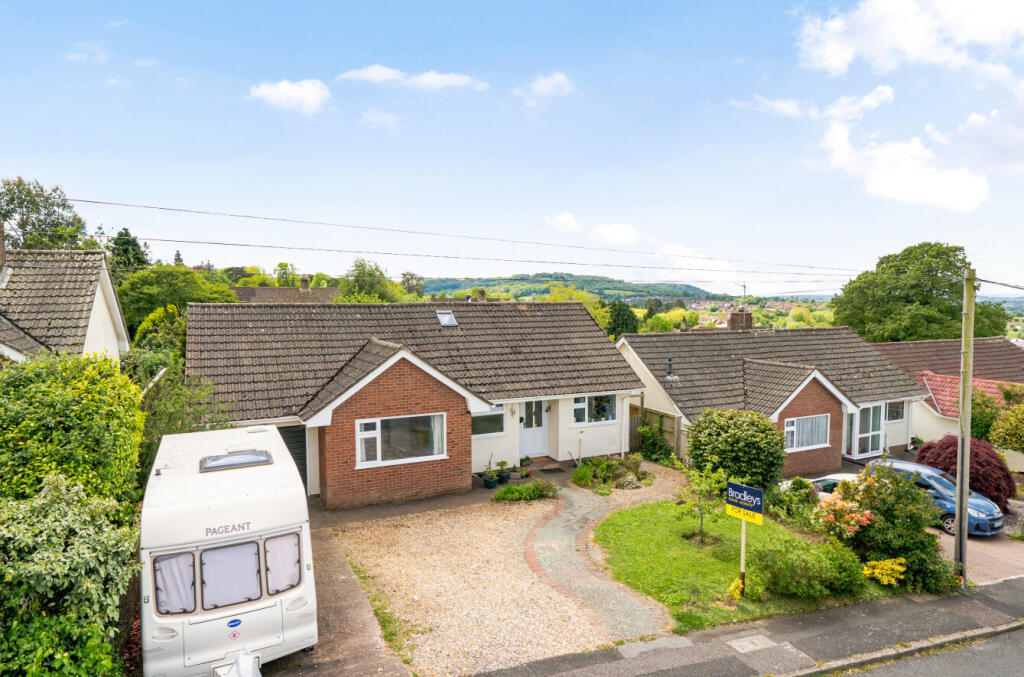 Main image of property: Hill Crescent, Honiton, Devon