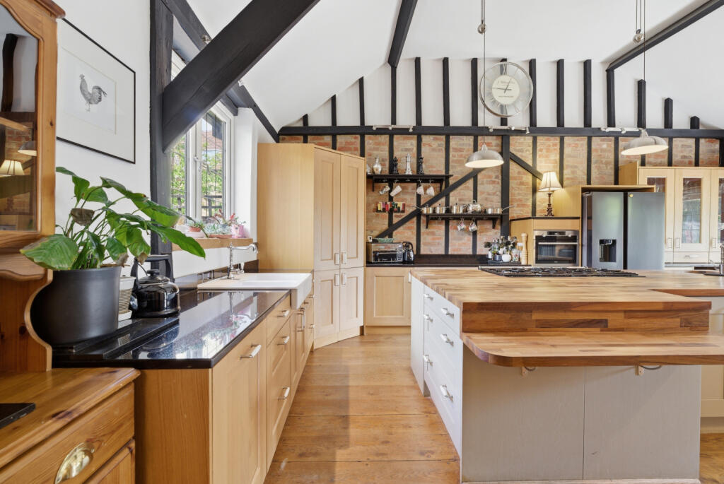 Main image of property: Drayton Beauchamp, Buckinghamshire