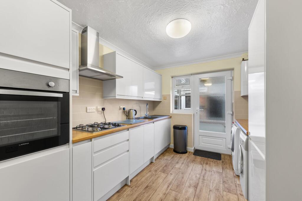 Beacon Park Drive, Skegness, PE25 photo 2
