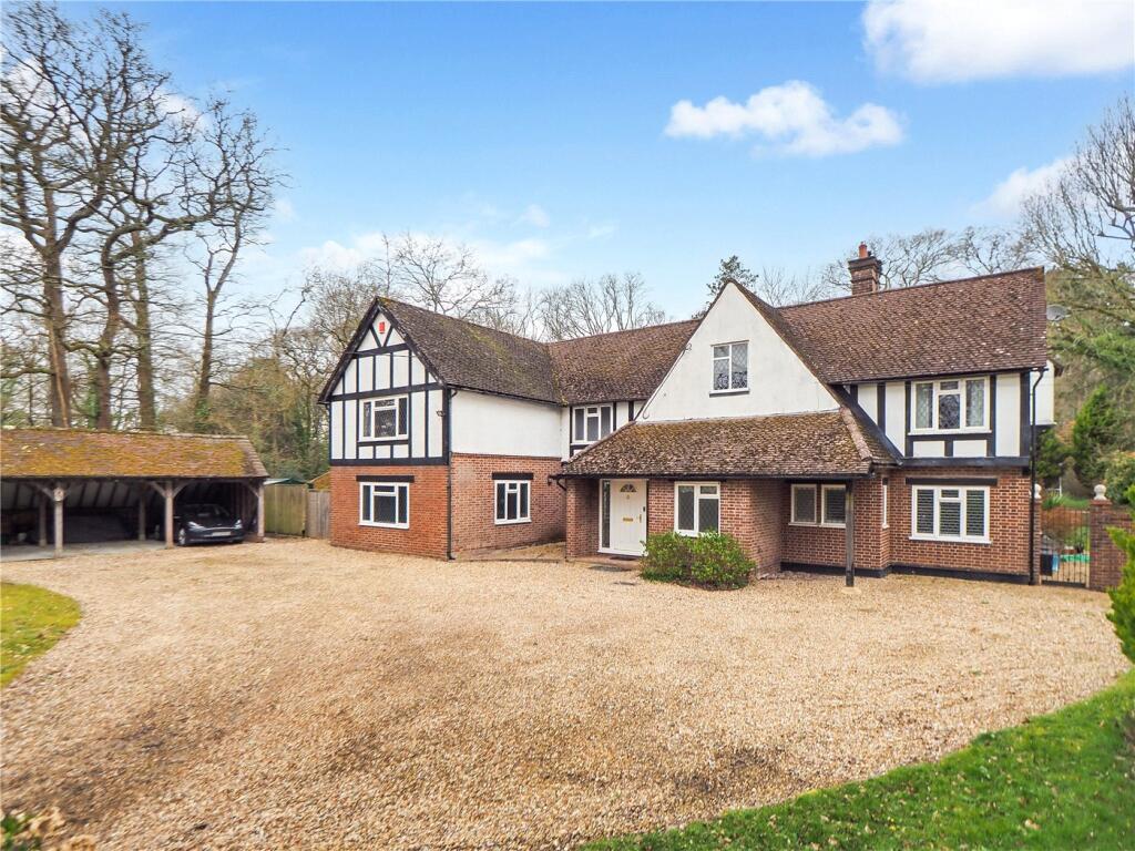 Main image of property: Hensting Lane, Fishers Pond, Eastleigh, Hampshire, SO50