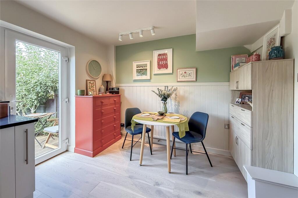 House in St Albans - View 5