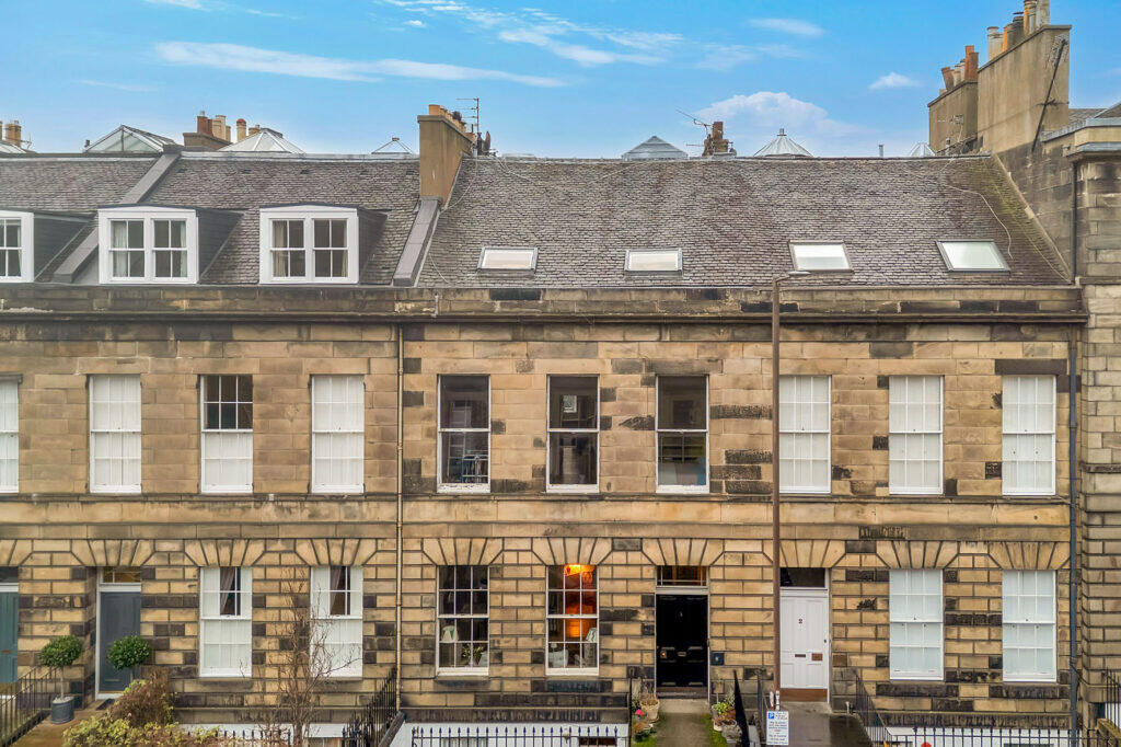 Main image of property: Brandon Sreet, Stockbridge, Edinburgh, EH3 5DX