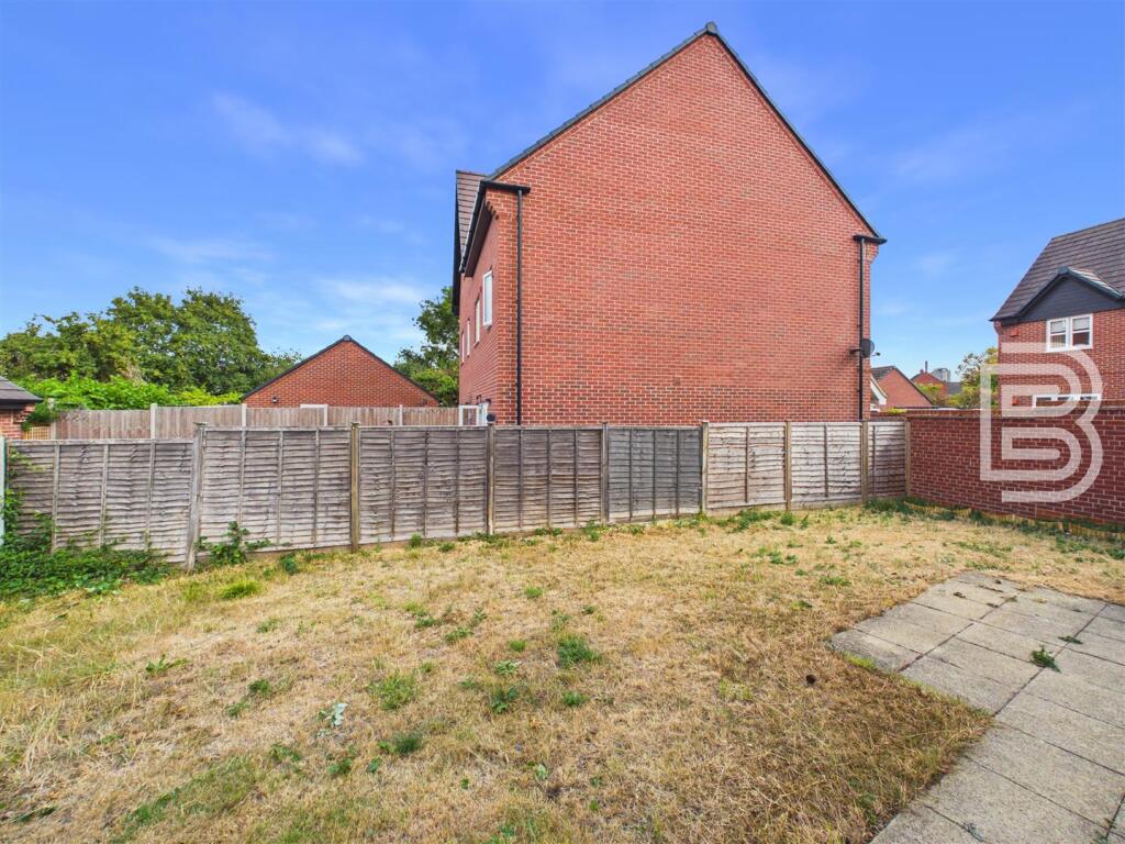 House in Rugby, Long Lawford - View 3