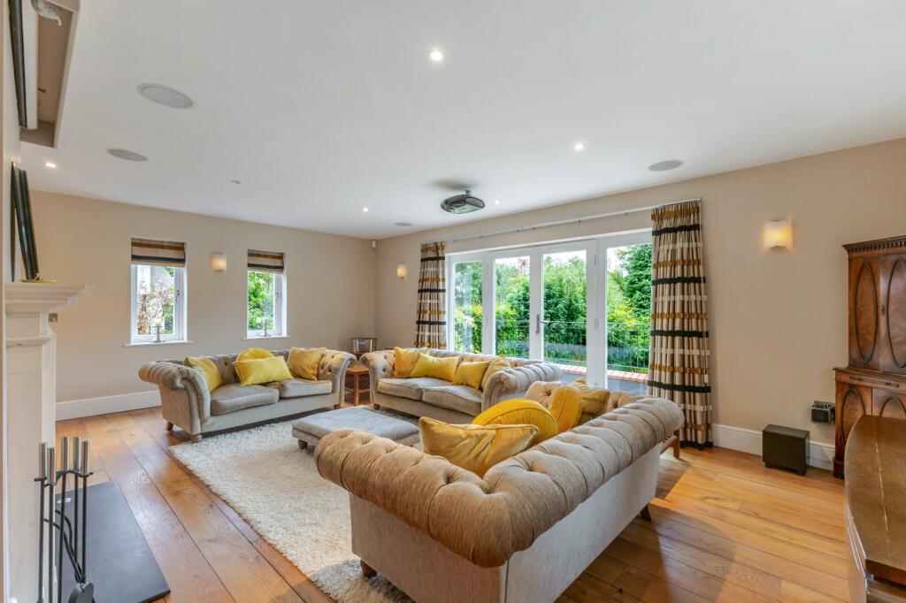 Meadway, Berkhamsted, United Kingdom, HP4 photo 4