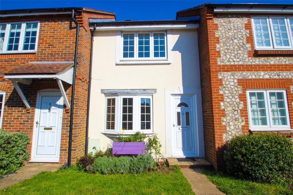 Main image of property: Meadow Lane, Hamble, Southampton, Hampshire, SO31