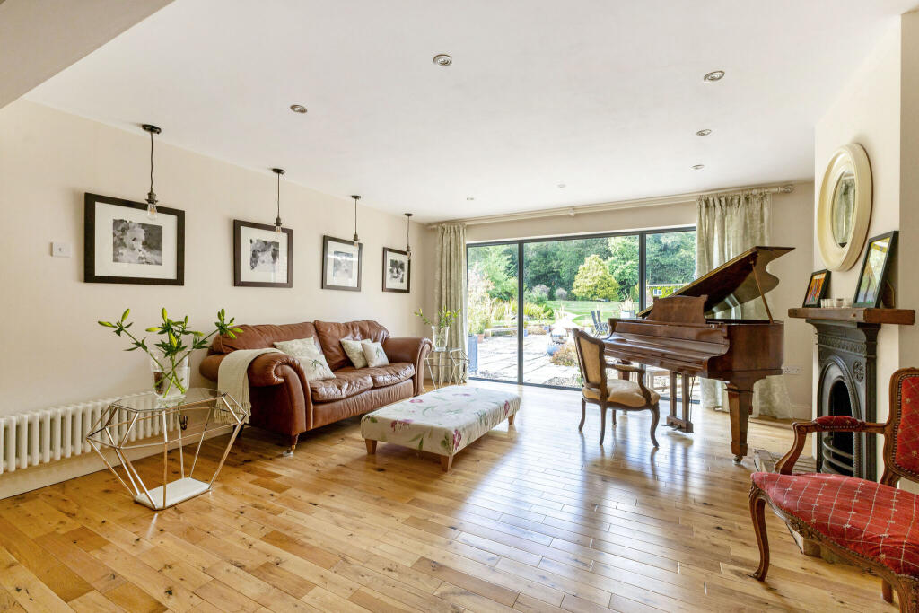 House in Reading - View 5