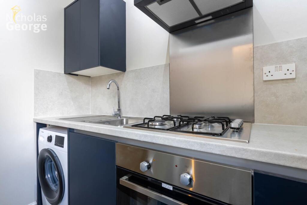 Additional image 6 of Grove Avenue, Moseley, B13 9RU