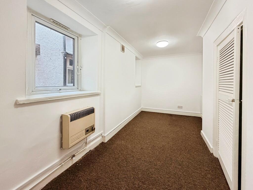 Apartment in Torquay - View 4