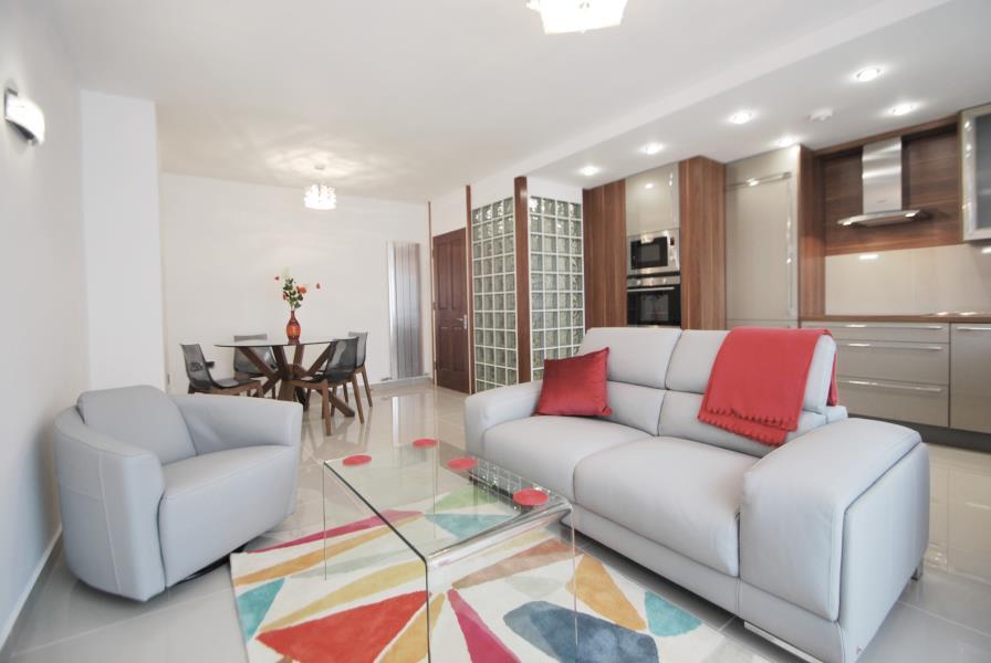 Main image of property: Nottingham Terrace, London NW1