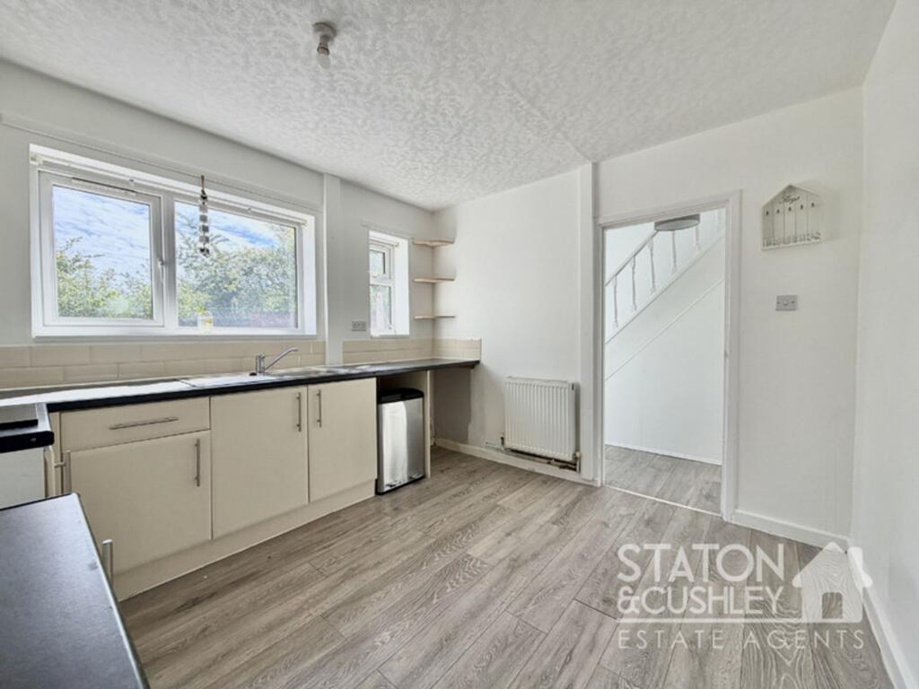 House in Ashfield, Sutton in Ashfield, Nottinghamshire - View 6