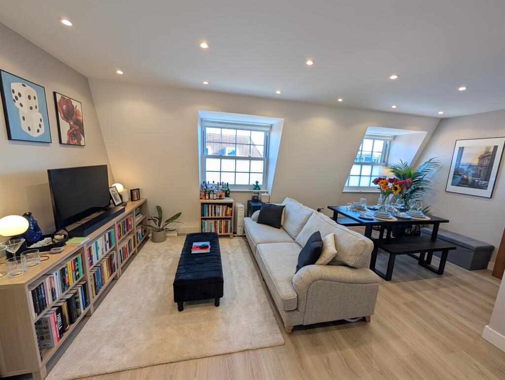 Additional image 4 of Stonehills, WELWYN GARDEN CITY