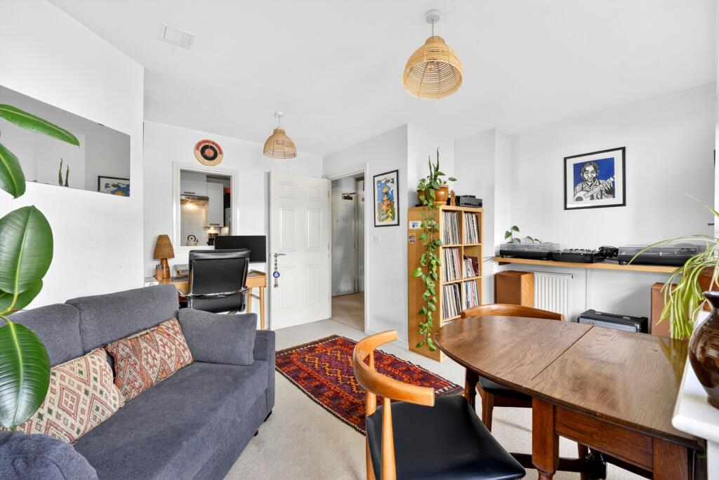 Apartment in London - View 4