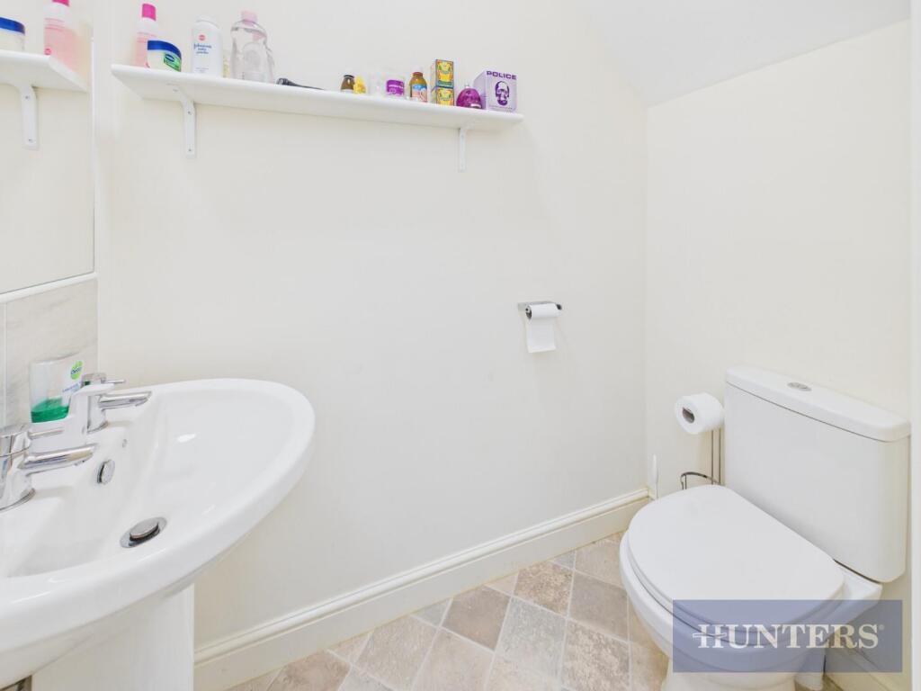 West Parade Road, Scarborough - View 5