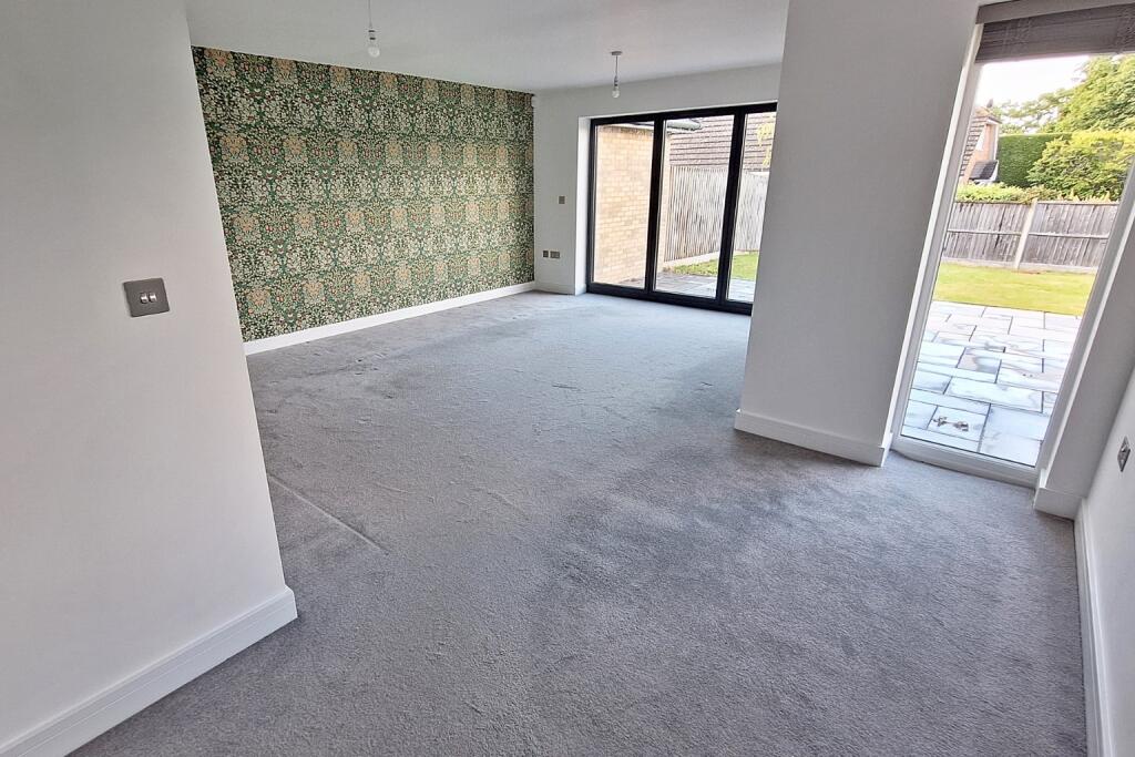 House in Barton-le-Clay, Central Bedfordshire - View 5