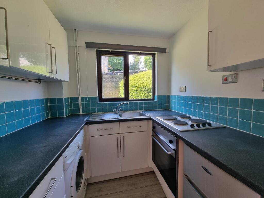 House in Cardiff, Pentrebane, Fairwater - View 3
