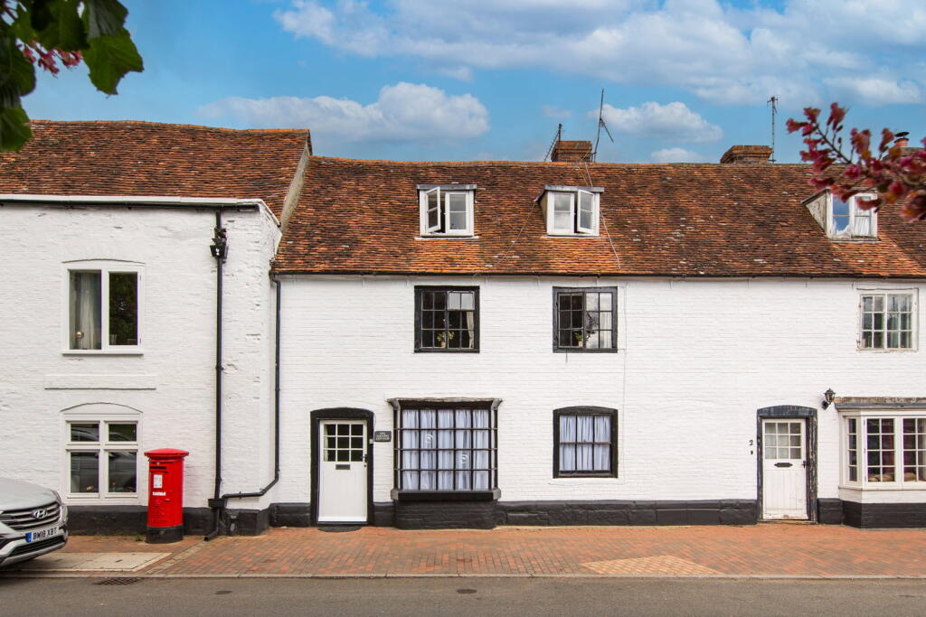 Main image of property: The Broadway, Lamberhurst