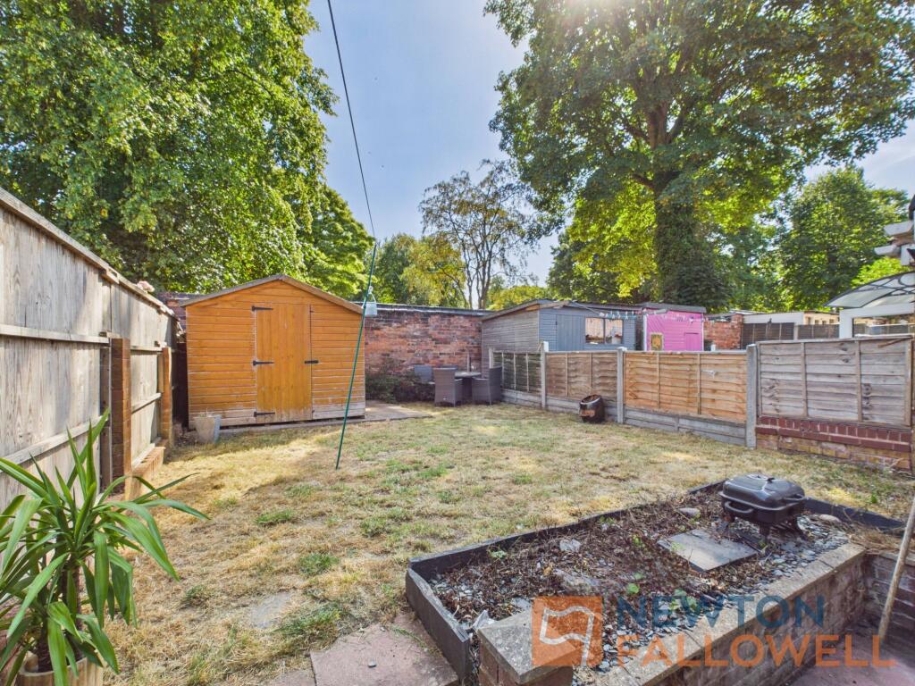 House in Walsall, West Midlands - View 4