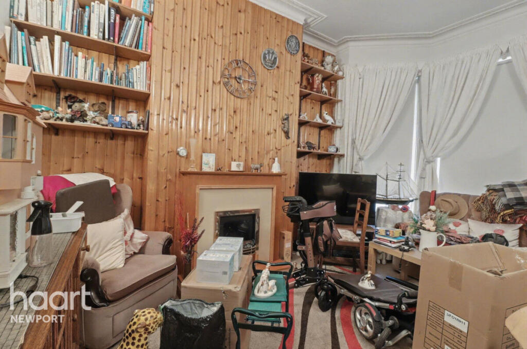 Dewsland Park Road, Newport - View 4