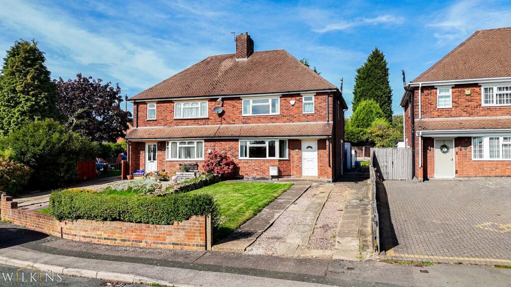 Main image of property: Parkfield Crescent, Tamworth, Staffordshire, B77