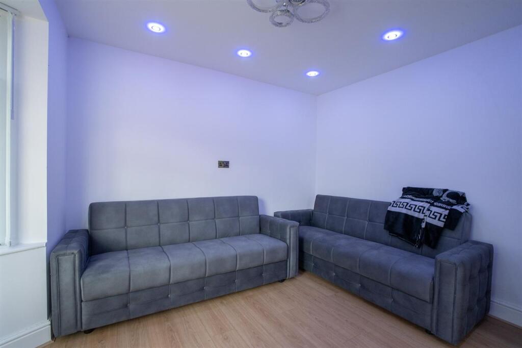House in Birmingham - View 4