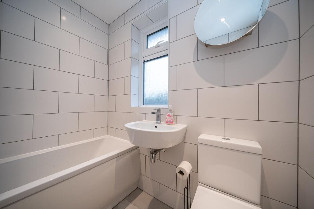 Additional image 10 of Tingeys Close, Redbourn, AL3