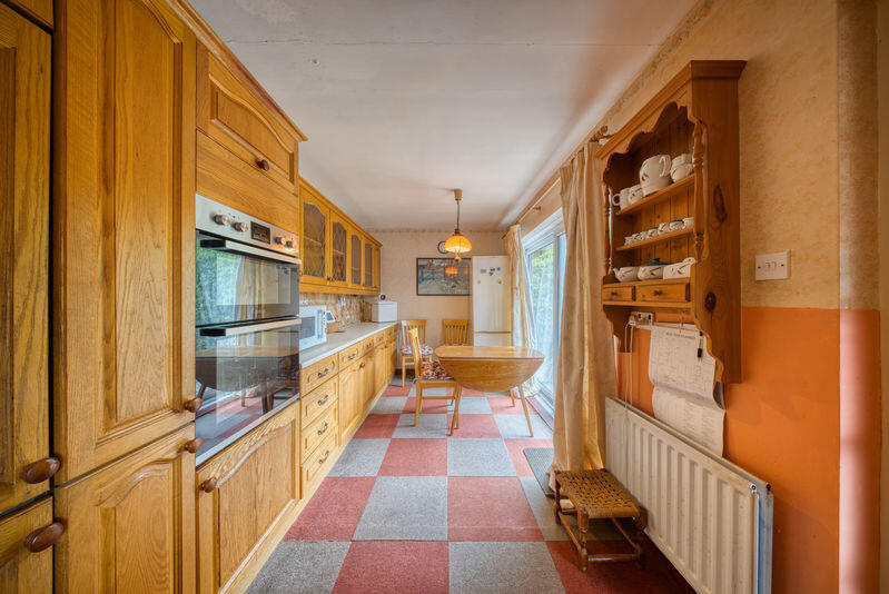 House in Southampton - View 3