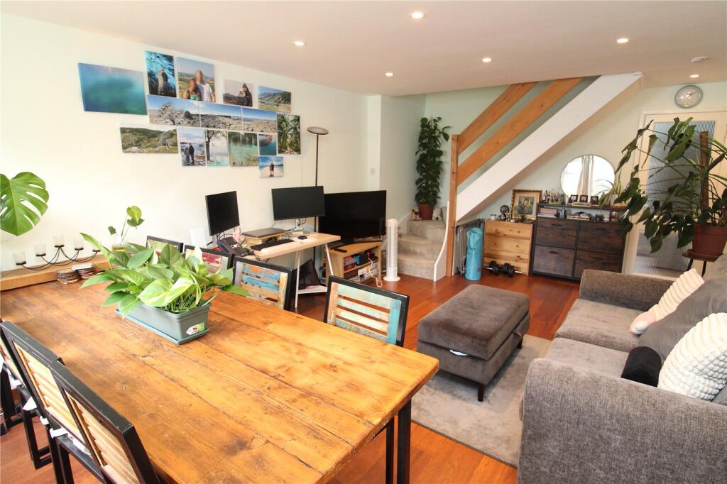 Main image of property: The Copse, Fareham, Hampshire, PO15