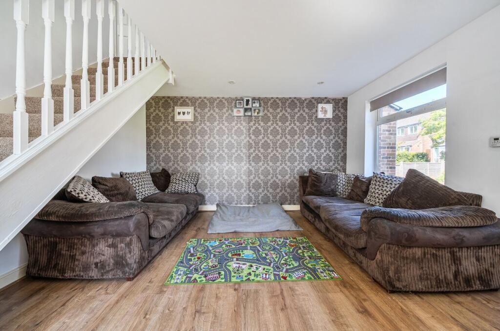 Hadrian Road, Andover, SP10 5JN photo 5